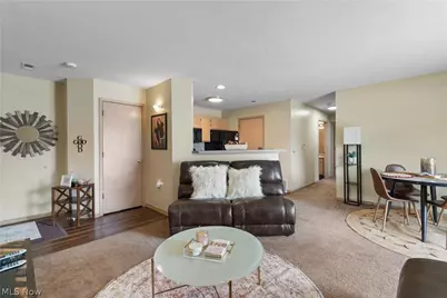 1456 Buckingham Gate A Boulevard, Cuyahoga Falls, OH 44221 - Photo 13