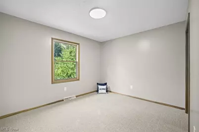 4694 Leone Road NE, Louisville, OH 44641 - Photo 25