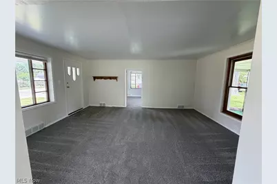 218 Main Street W, Beach City, OH 44608 - Photo 25