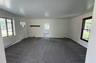 218 Main St W, Beach City, OH 44608 - Photo 25
