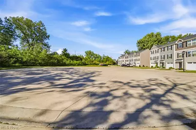 684 Pine Spring Drive, Painesville Twp, OH 44077 - Photo 29