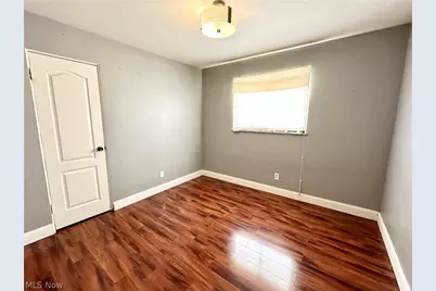 212 Wayne Avenue, Weirton, WV 26062 - Photo 15