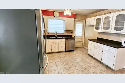 212 Wayne Avenue, Weirton, WV 26062 - Photo 7