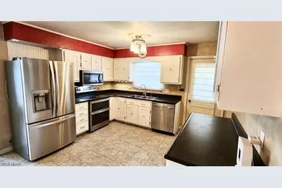 212 Wayne Avenue, Weirton, WV 26062 - Photo 5