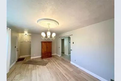 212 Wayne Avenue, Weirton, WV 26062 - Photo 11