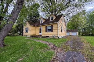 8060 Paulin Dr, Youngstown, OH 44514 - Photo 3