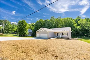 10694 Welton Rd NE, Bolivar, OH 44612 - Photo 3