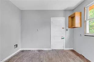 1261 E 113th St, Loveland, OH 44108 - Photo 5