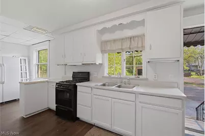 252 Broadway Avenue, Youngstown, OH 44504 - Photo 7