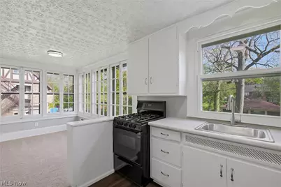 252 Broadway Avenue, Youngstown, OH 44504 - Photo 13