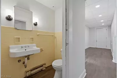 252 Broadway Avenue, Youngstown, OH 44504 - Photo 9