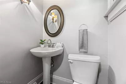 207 Casterton Avenue, Akron, OH 44303 - Photo 15