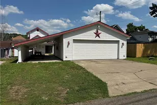 317 N 1st St, Dennison, OH 44621 - Photo 5