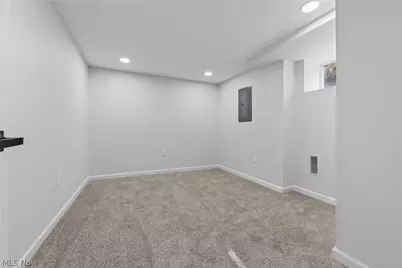 3226 W Ridgewood Drive, Parma, OH 44134 - Photo 15