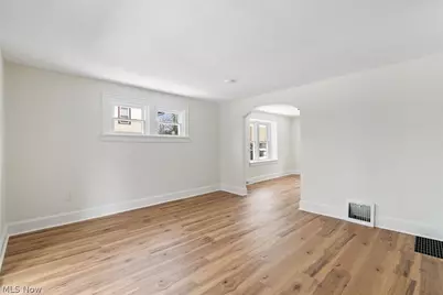 378 Cross Street, Akron, OH 44311 - Photo 5
