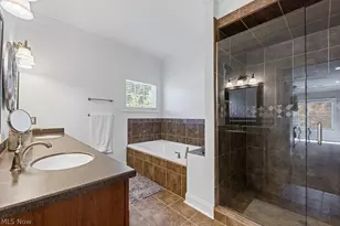 2820 Ashwood Dr, Alliance, OH 44601 - Photo 25