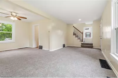 445 Oak Avenue, Alliance, OH 44601 - Photo 3
