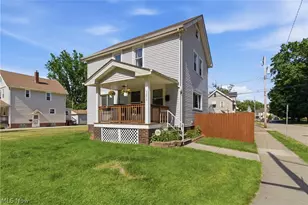 3875 E 38th St, Newburgh Heights, OH 44105 - Photo 35
