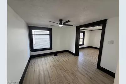 132 S Haines Avenue, Alliance, OH 44601 - Photo 11