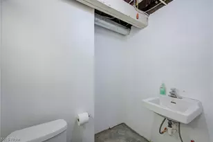 1395 Delia Ave, Akron, OH 44320 - Photo 31