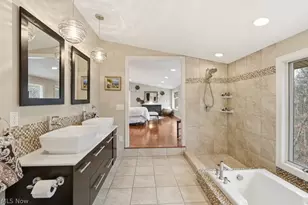 905 Heritage Ln, Bath, OH 44333 - Photo 27