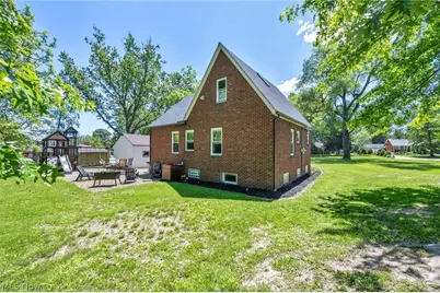 2834 W Wallings Road, Grandview Heights, OH 44147 - Photo 35