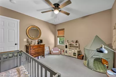 2834 W Wallings Road, Grandview Heights, OH 44147 - Photo 17