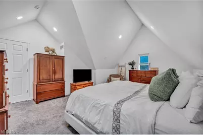 2834 W Wallings Road, Grandview Heights, OH 44147 - Photo 25
