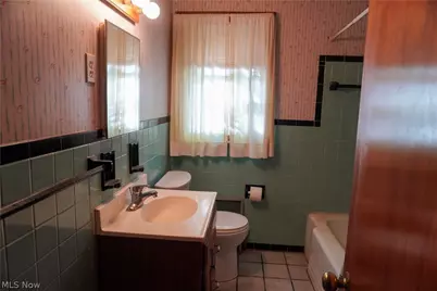 4450 7th Street NW, Canton, OH 44708 - Photo 9