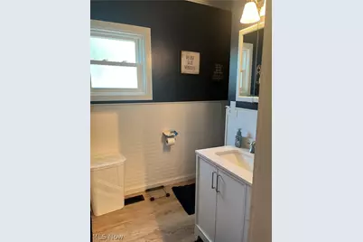 1124 E 17th Street, Ashtabula, OH 44004 - Photo 5