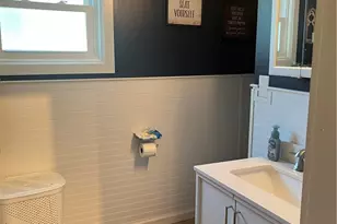 1124 E 17th St, Ashtabula, OH 44004 - Photo 5