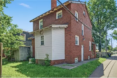 1413 13th Street NW, Canton, OH 44703 - Photo 5