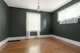 1413 13th St NW, Canton, OH 44703 - Photo 9