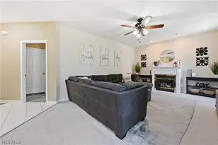 4709 Quincy Dr, Akron, OH 44321 - Photo 9