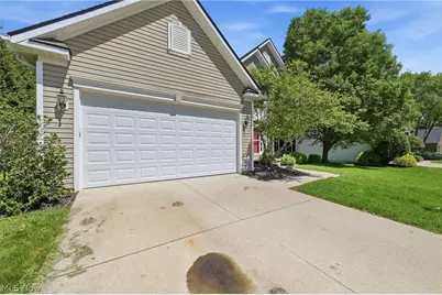 4709 Quincy Drive, Akron, OH 44321 - Photo 3