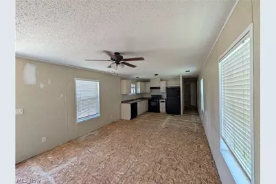 205 Larkstone Place, Elyria, OH 44035 - Photo 3
