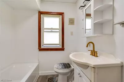 295 E Boxwood Avenue, Akron, OH 44301 - Photo 15