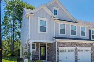 9235 Ledge View Ter, Grandview Heights, OH 44147 - Photo 1
