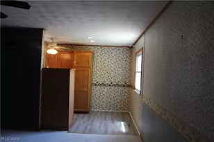 649 Standish St NW, Massillon, OH 44647 - Photo 21