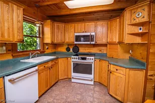 205 Stratton Ln, Flushing, OH 43977 - Photo 3