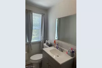 5287 Strawberry Lane, Willoughby, OH 44094 - Photo 17