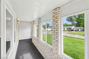 11605 Harold Dr, Loveland, OH 44130 - Photo 9