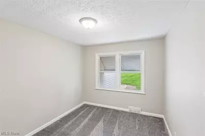 11605 Harold Drive, Loveland, OH 44130 - Photo 15