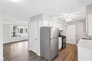 11605 Harold Dr, Loveland, OH 44130 - Photo 7