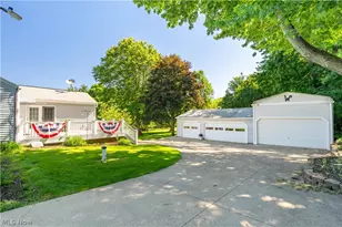 4847 Manchester Rd, New Franklin, OH 44319 - Photo 3