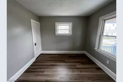 10514 Way Avenue, Loveland, OH 44105 - Photo 9