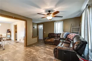 202 S Market St, Shreve, OH 44676 - Photo 5