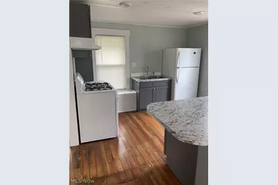 2527 Coventry Boulevard NE, Canton, OH 44705 - Photo 5