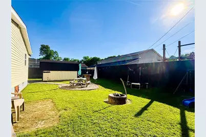 531 Herrick Street, Uhrichsville, OH 44683 - Photo 5
