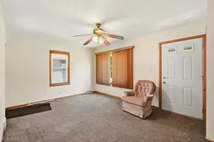 744 Utica Ave, Akron, OH 44312 - Photo 13